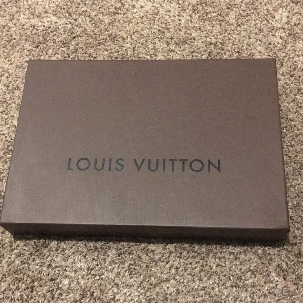 Authentic Louis Vuitton Brown Medium Box 15”x10”x2” Gift Box